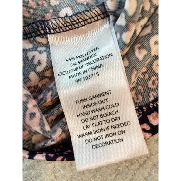 Women’s Nanette Lepore *1/4 Zip Pullover Top * Size Large * Lilac and Pink *EUC - Picture 6 of 6